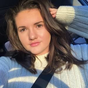 Meet your Posher, Casey